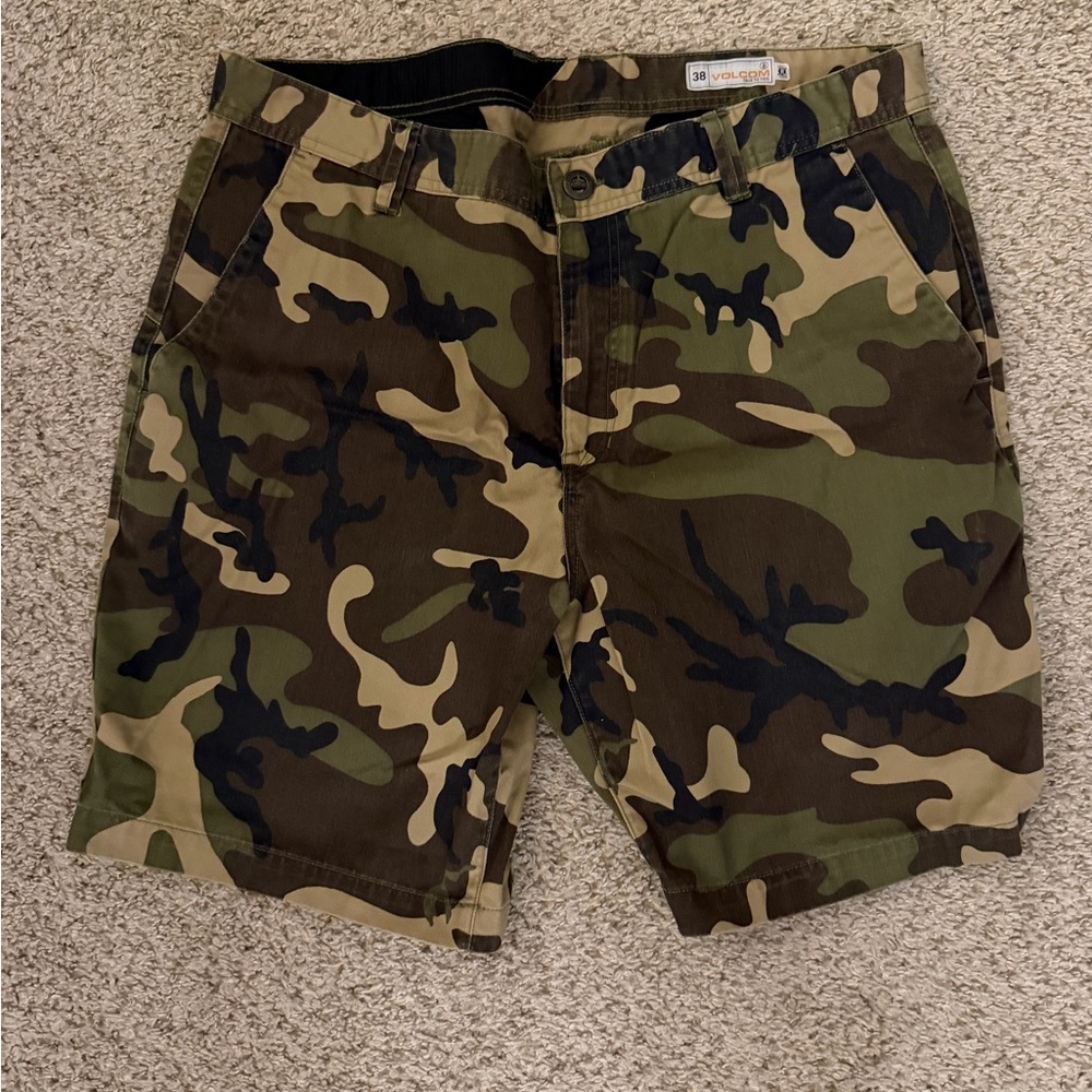Volcom Stone  Men's Shorts 38 Camo
